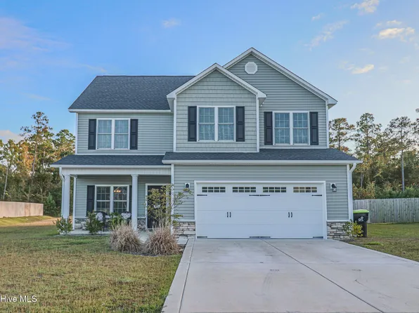 83 W Broughton Lane, Rocky Point, NC 28457