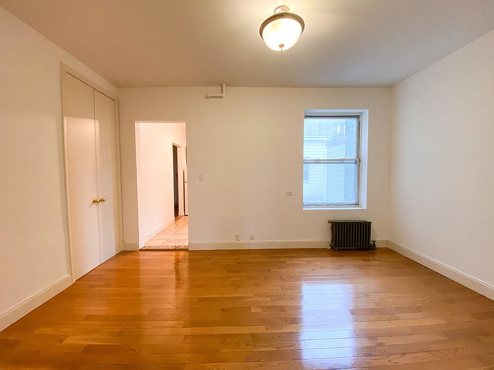 1st image of 25-95 45th St #5