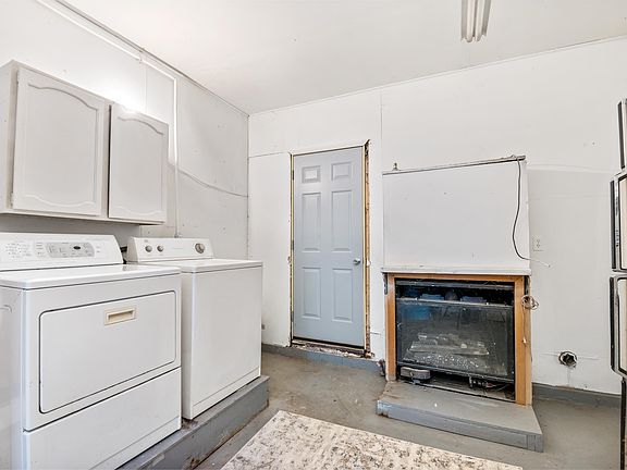 3rd image of 25809 1st Ave N