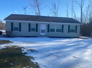 737 E Saiko Rd, Hope, MI 48628