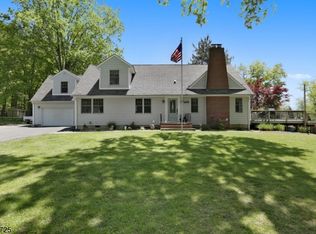 466 Bayberry Rd, Bridgewater, NJ 08807