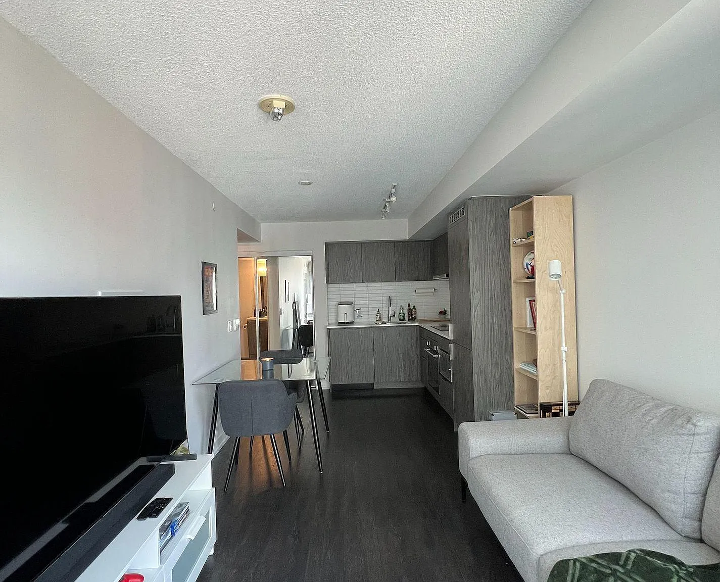 1 bed, $2,200 — Photo 4