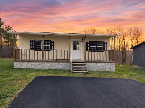 73 Red Bud Trl, Dunlap, TN 37327