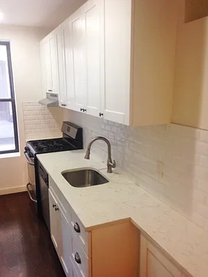 Rented by Bohemia Realty Group | media 22