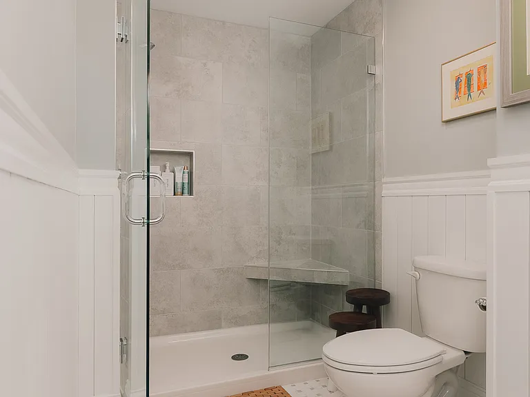 Basement full bath #1