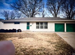 11204 W 50th Ter, Shawnee, KS 66203