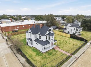 401 Pine St, Lake Charles, LA 70601