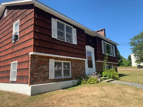 (undisclosed Address), Standish, ME 04084