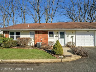 279B Kingston Ct #1002, Lakewood, NJ, 08701