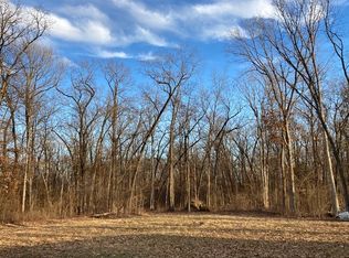 5575 200th N, Cowden, IL 62422