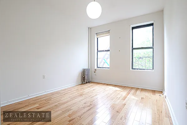 Rented by ZealEstate Group Inc | media 16