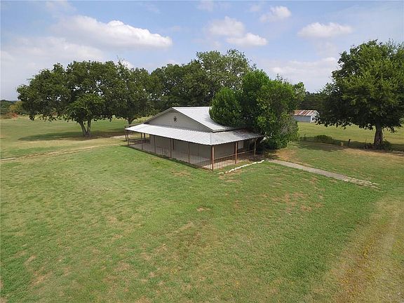 3rd image of 4821 County Road 2216