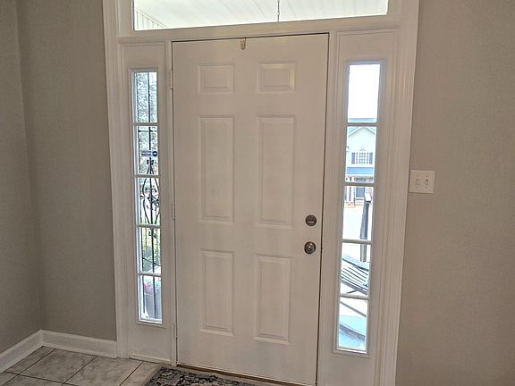 5th image of 1119 Hampstead Place