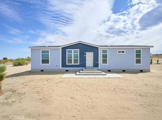 420 Calaveras Rd, Pinon Hills, CA 92372