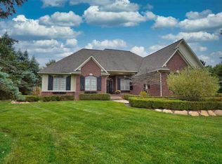 13138 Harborview Dr, Linden, MI