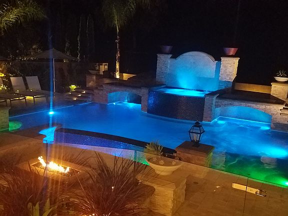 3rd image of 37 Anacapa Ln