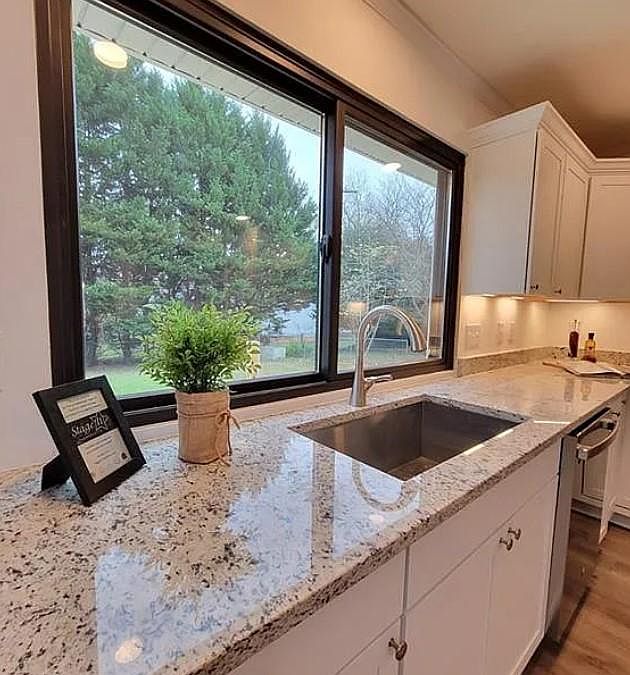 1st image of 502 King James Ln