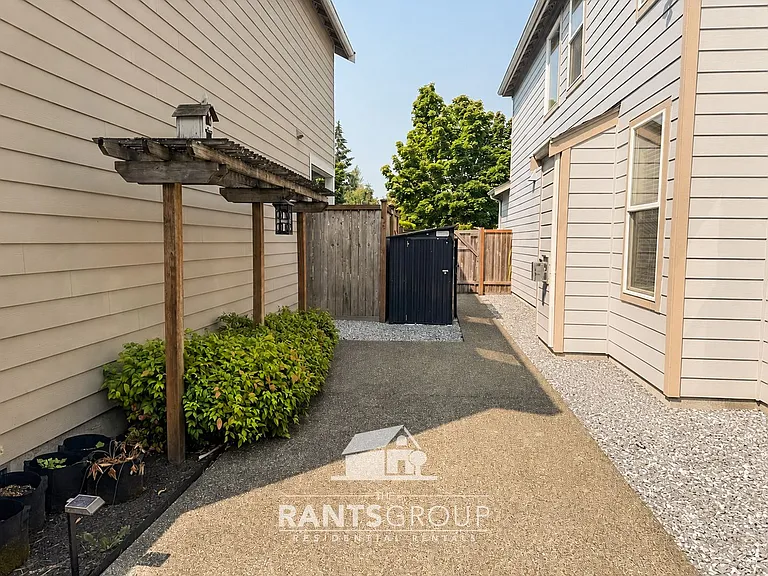 4724 Stonegate St SE — Photo 12