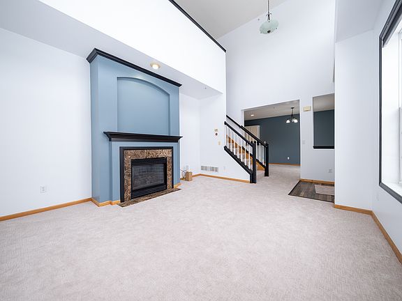 4th image of 13815 52nd Ave N APT 905