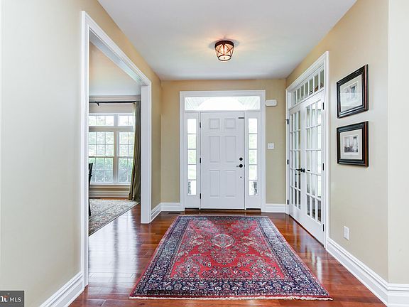 2nd image of 2 Brae Ct