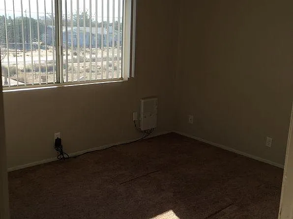 Building Photo - 16000 Orange St #3