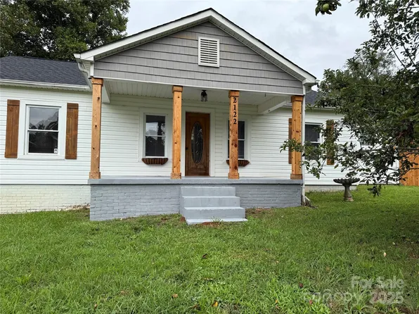 2122 Harper Ave, Lenoir, NC 28645