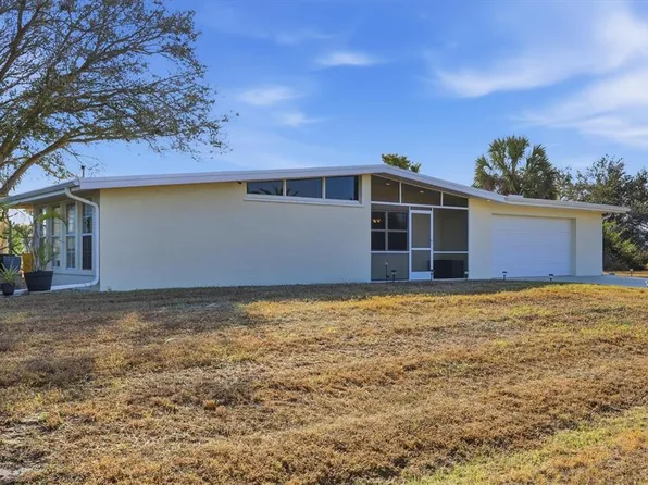 3492 Discovery Dr, Punta Gorda, FL 33983