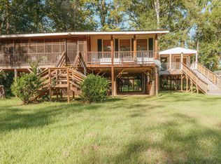 120 Hickory Ln, Lucedale, MS 39452