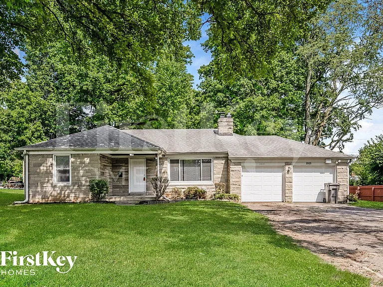 2825 Kessler Blvd — Photo 1