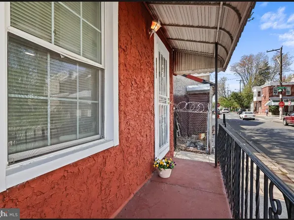 1738 Margaret St, Philadelphia, PA 19124