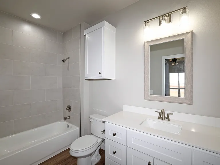 19100 Mid Country Blvd #C — Photo 10