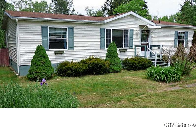 1st image of 3935 Seneca Tpke