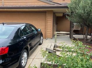 1916 Ensenada St, Aurora, CO 80011