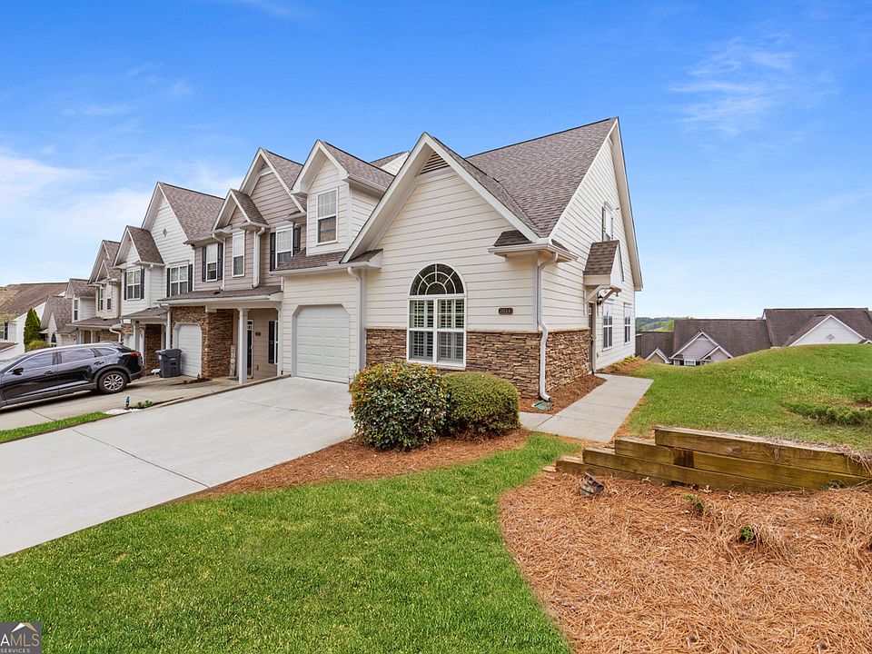 1st image of 2024 Hoods Fort Cir