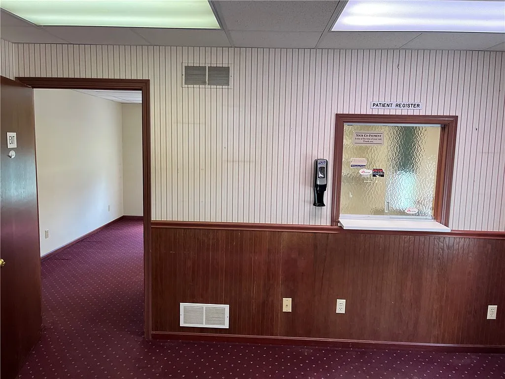 Studio, $1,463 — Photo 2