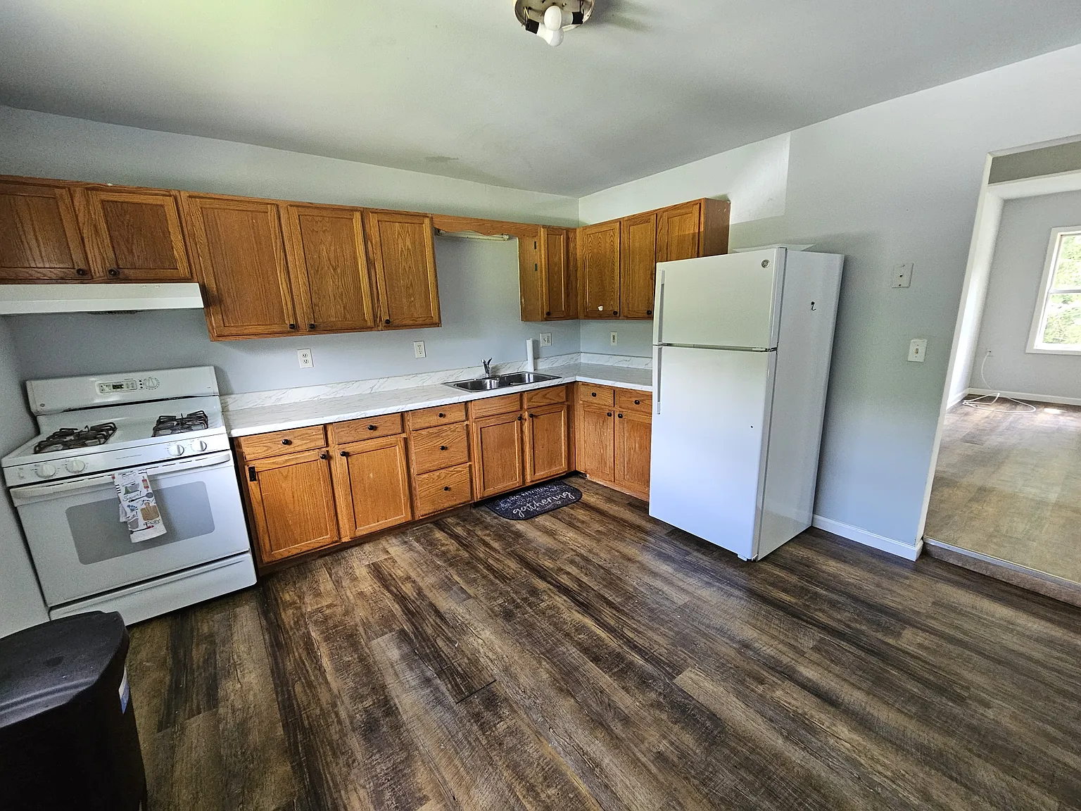 2 bed, 950 sqft, $1,500 — Photo 4