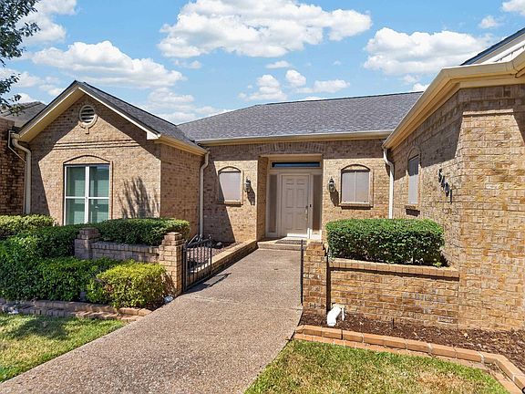 3rd image of 5401 Carmel Ct
