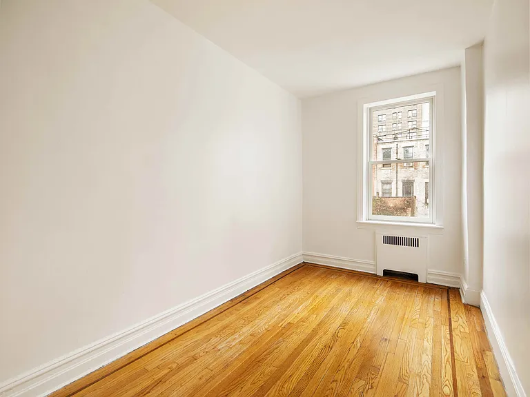 25 W 95th St #4AB — Photo 6