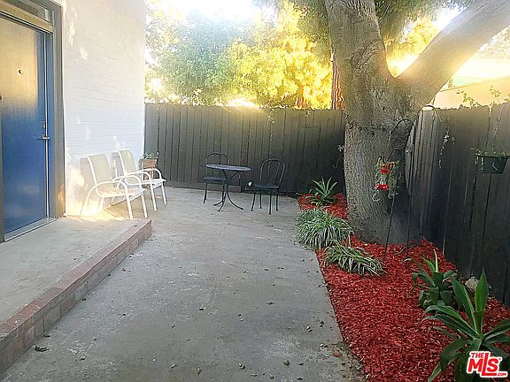 4th image of 532 El Dorado St #1