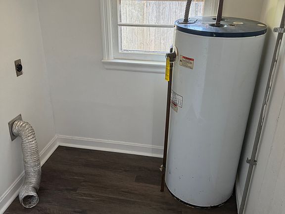 5th image of 330 W Kentucky Ave
