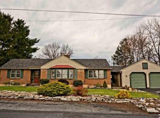 210 Ridge Hill Rd, Mechanicsburg, PA 17050