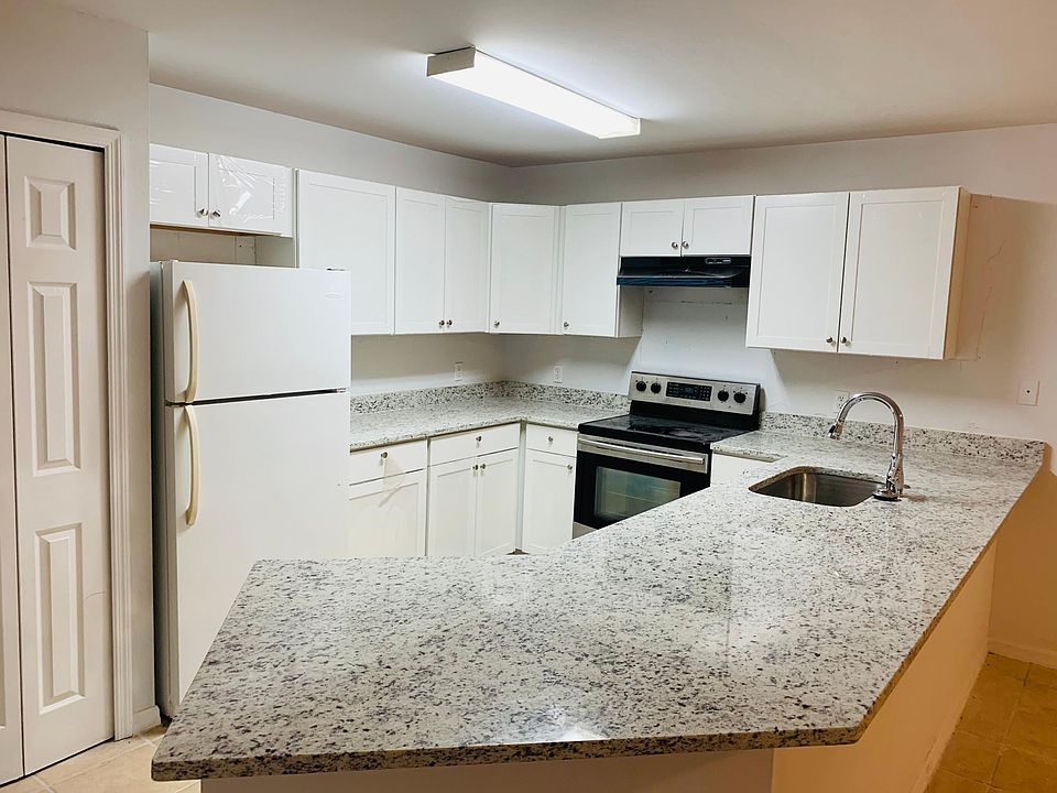 1st image of 4635 25th St SW