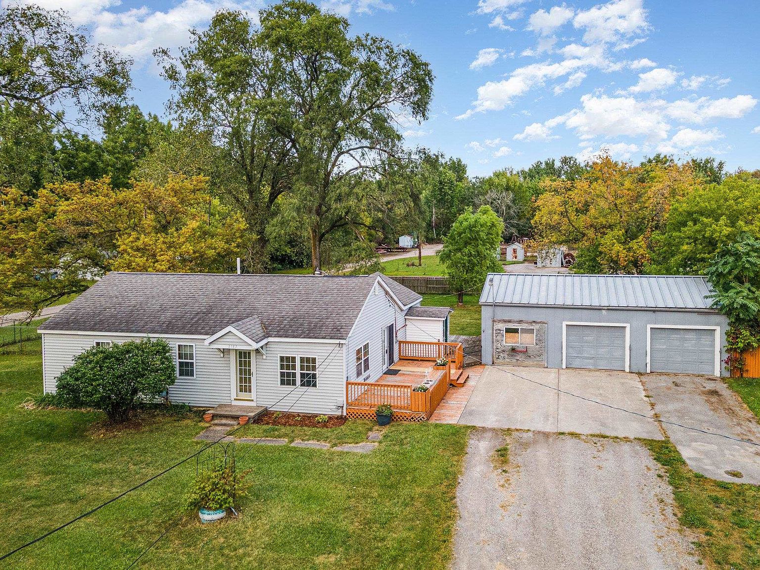3187 S Huron Rd, Bay City, MI 48706 | Zillow