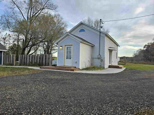 E507 State Road 22, Waupaca, WI 54981