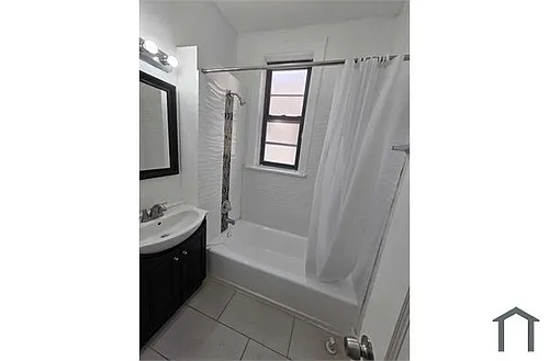 7204 S Bennett Ave #3 Photo 1 7204 S Bennett Ave #3 Photo 1