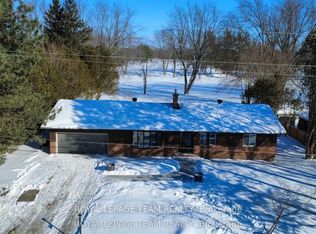 6636 Marina Dr, Ottawa, ON K4M1B3