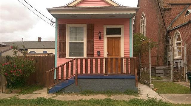 1st image of 3817 Urquhart St
