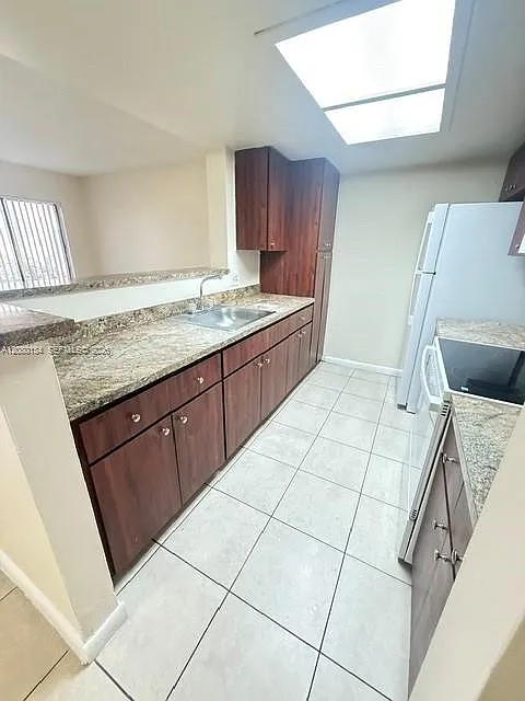 Crescent Cove Condo — Photo 3