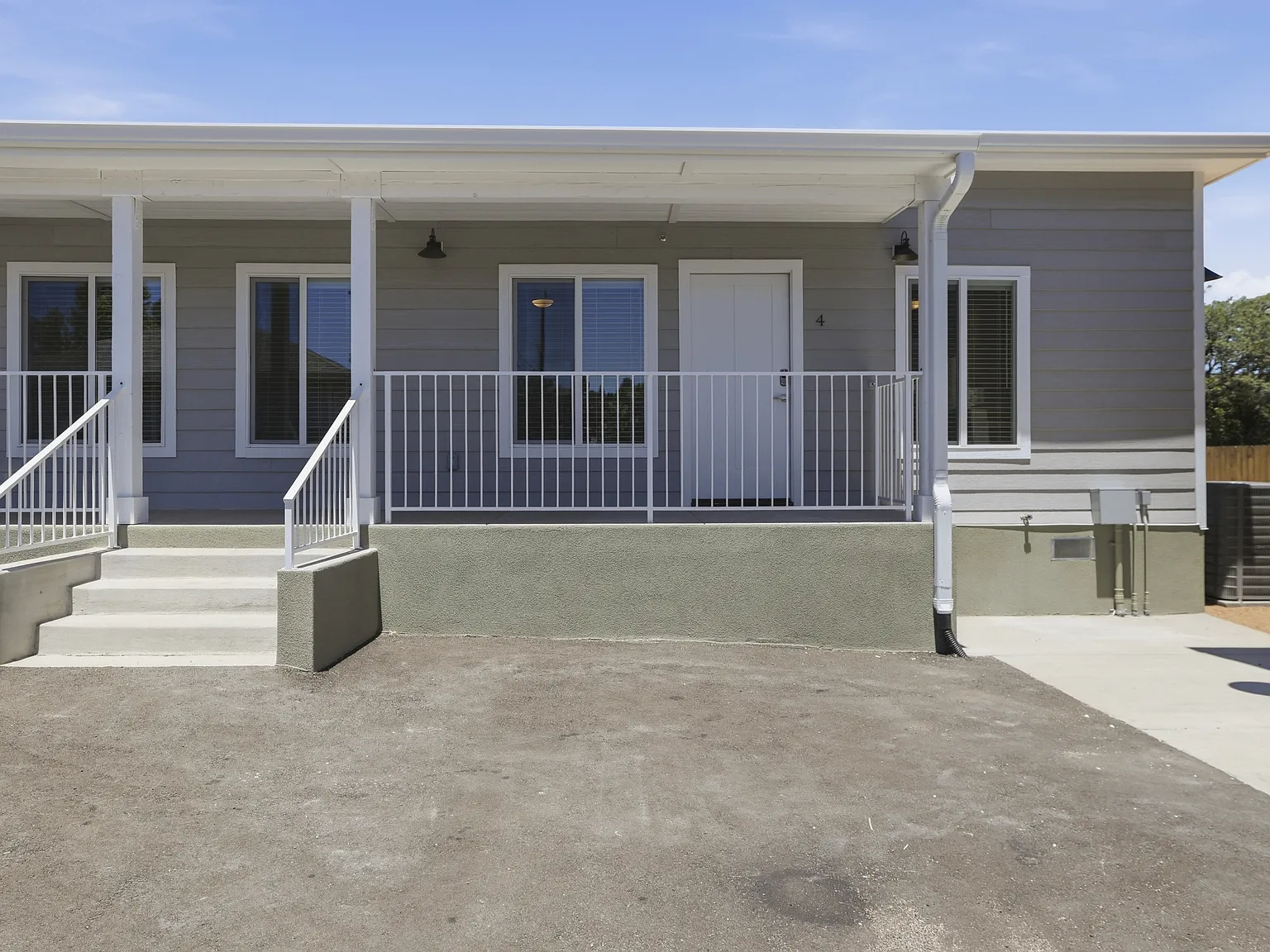 533 West Gurley Street - 4 — Photo 1