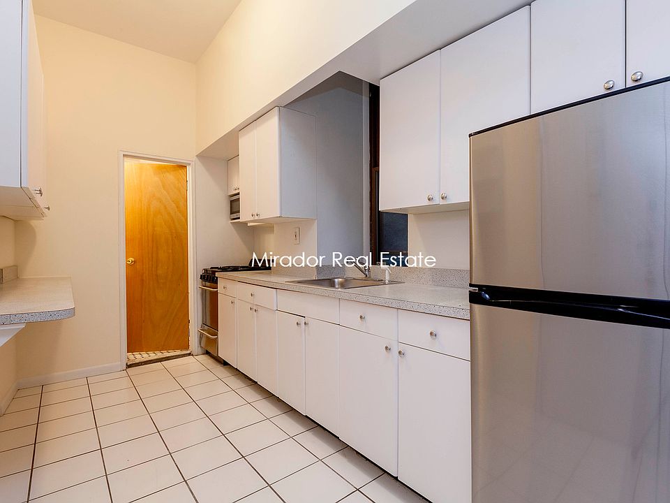 1st image of 114 E 11th St APT 1W